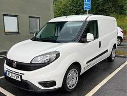 Vit Begagnad 2022 Fiat Doblò Minibuss | 195 000 kr (Lite dyr)