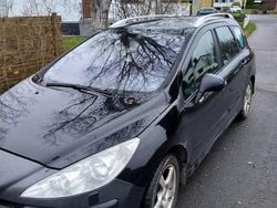 Svart Begagnad 2009 Peugeot 308 Kombi | 14 000 kr (Lite dyr)