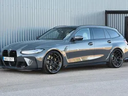 Grå Begagnad 2023 BMW M3 Competition Edition Kombi | 1 099 900 kr (Dyr)