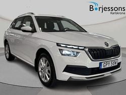 Vit Begagnad 2022 Skoda Kamiq Style SUV | 209 000 kr (Marknadspris)