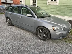 Grå Begagnad 2005 Volvo V50 Kinetic Kombi | 4 000 kr