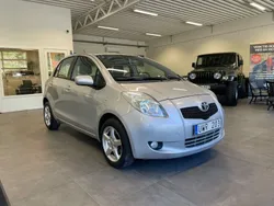 Silver Begagnad 2008 Toyota Yaris Halvkombi | 49 900 kr (Marknadspris)