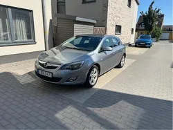 Grå Begagnad 2011 Opel Astra Enjoy Halvkombi | 35 000 kr (Bra pris)