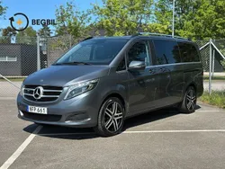 Grå Begagnad 2018 Mercedes V220 Avantgarde Minibuss | 498 750 kr