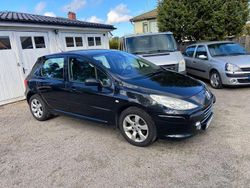 Svart Begagnad 2007 Peugeot 307 Halvkombi | 24 900 kr (Dyr)