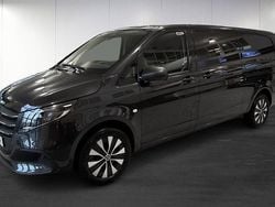 Mörkgrå (black) Ny 2025 Mercedes Vito Van | 731 125 kr (Dyr)
