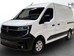 Vit (white) Begagnad 2024 Renault Master Van | 474 875 kr