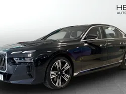 Svart (black) Begagnad 2024 BMW i7 M Sport Sedan | 899 900 kr