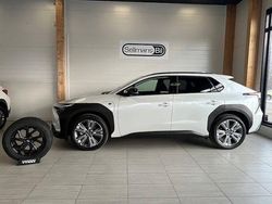 Vit Begagnad 2024 Subaru Solterra SUV | 479 000 kr (Marknadspris)