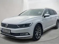 Vit Begagnad 2016 VW Passat GT Sedan | 123 500 kr (Bra pris)