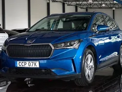 Blå Begagnad 2022 Skoda Enyaq iV Comfort SUV | 309 499 kr (Superpris)