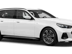 Vit Ny 2025 BMW 530e Kombi | 703 600 kr