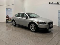 Ljusgrå (grå) Begagnad 2008 Volvo C30 Summum Halvkombi | 79 900 kr (Marknadspris)