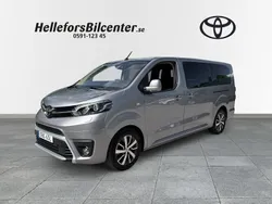 Silver Begagnad 2022 Toyota Proace Verso Premium Kombi | 429 500 kr