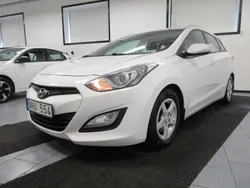 Vit Begagnad 2013 Hyundai i30 Kombi | 57 500 kr (Marknadspris)