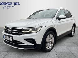 Vit Begagnad 2022 VW Tiguan SUV | 299 000 kr (Bra pris)