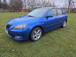Blå Begagnad 2006 Mazda 3 Inclusive Halvkombi | 24 000 kr (Marknadspris)