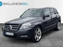 Mörkgrå Begagnad 2012 Mercedes GLK250 SUV | 157 900 kr