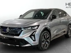 Grå (grey) Ny 2025 Renault Rafale Esprit Alpine SUV | 578 800 kr (Marknadspris)