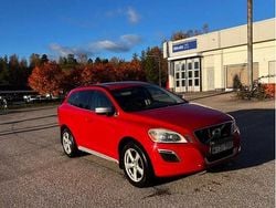 Röd Begagnad 2011 Volvo XC60 R-Design SUV | 110 000 kr (Lite dyr)