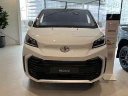 Vit Ny 2024 Toyota Proace Van | 531 125 kr (Dyr)