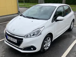 Vit Begagnad 2016 Peugeot 208 Active Halvkombi | 65 000 kr (Superpris)
