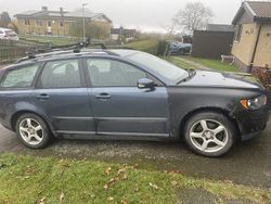 Begagnad 2005 Volvo V50 Kinetic Kombi | 10 000 kr (Superpris)