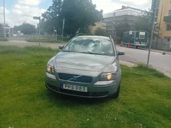 Grå Begagnad 2007 Volvo V50 Kinetic Kombi | 20 900 kr (Marknadspris)
