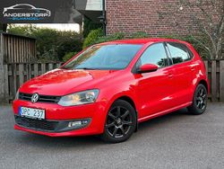 Röd Begagnad 2010 VW Polo Halvkombi | 49 900 kr (Marknadspris)