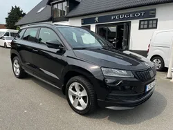 Svart Begagnad 2019 Skoda Karoq SportLine SUV | 244 999 kr