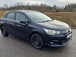 Blå Begagnad 2017 Citroën C4 PureTech Halvkombi | 80 000 kr (Bra pris)