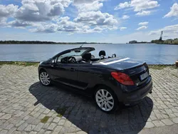 Svart Begagnad 2007 Peugeot 207 CC Cab | 42 000 kr (Marknadspris)