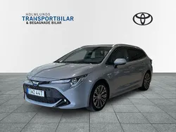 Grå Begagnad 2020 Toyota Corolla Style Kombi | 249 900 kr (Marknadspris)