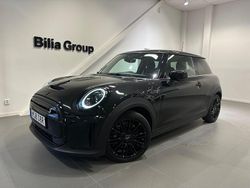 Svart Begagnad 2022 Mini Cooper SE Halvkombi | 209 900 kr (Bra pris)