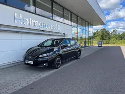 Svart Begagnad 2023 Nissan Leaf Acenta Halvkombi | 198 800 kr (Marknadspris)