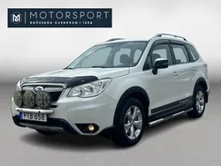 Vit Begagnad 2015 Subaru Forester SUV | 174 900 kr (Marknadspris)