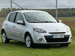 Silver Begagnad 2010 Renault Clio R.S. Halvkombi | 37 500 kr (Marknadspris)