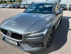 Grå (osmiumgrå metallic) Begagnad 2020 Volvo V60 Kombi | 269 000 kr (Marknadspris)
