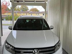 Vit Begagnad 2014 VW Tiguan Sportline SUV | 120 000 kr (Marknadspris)