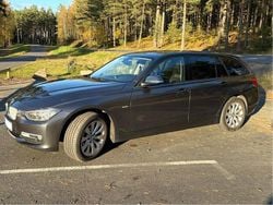 Grå Begagnad 2014 BMW 320 Kombi | 114 000 kr (Superpris)