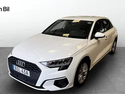 Vit Begagnad 2022 Audi A3 Sportback Proline Halvkombi | 234 000 kr (Marknadspris)