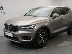 Grå Begagnad 2020 Volvo XC40 Inscription SUV | 324 900 kr (Marknadspris)
