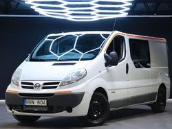 Vit Begagnad 2014 Nissan Primastar Minibuss | 119 900 kr