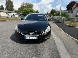 Svart Begagnad 2012 Volvo V60 Kinetic Kombi | 89 000 kr (Bra pris)