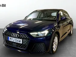Navarrablå metallic Begagnad 2024 Audi A1 Sportback Proline Halvkombi | 249 000 kr (Marknadspris)