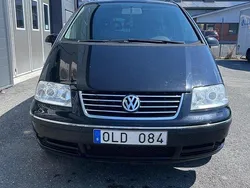 Svart Begagnad 2007 VW Sharan Freestyle Minibuss | 26 000 kr