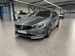 Grå Begagnad 2016 Volvo V60 R-Design Kombi | 189 900 kr (Lite dyr)