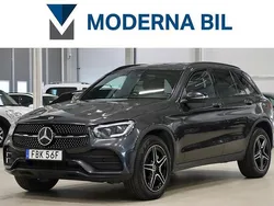 Grå Begagnad 2021 Mercedes GLC300e AMG line SUV | 359 400 kr (Marknadspris)