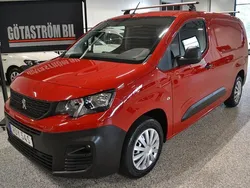 Röd Begagnad 2020 Peugeot Partner Minibuss | 158 000 kr (Marknadspris)