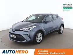 Grå Begagnad 2021 Toyota C-HR Active SUV | 237 000 kr (Marknadspris)